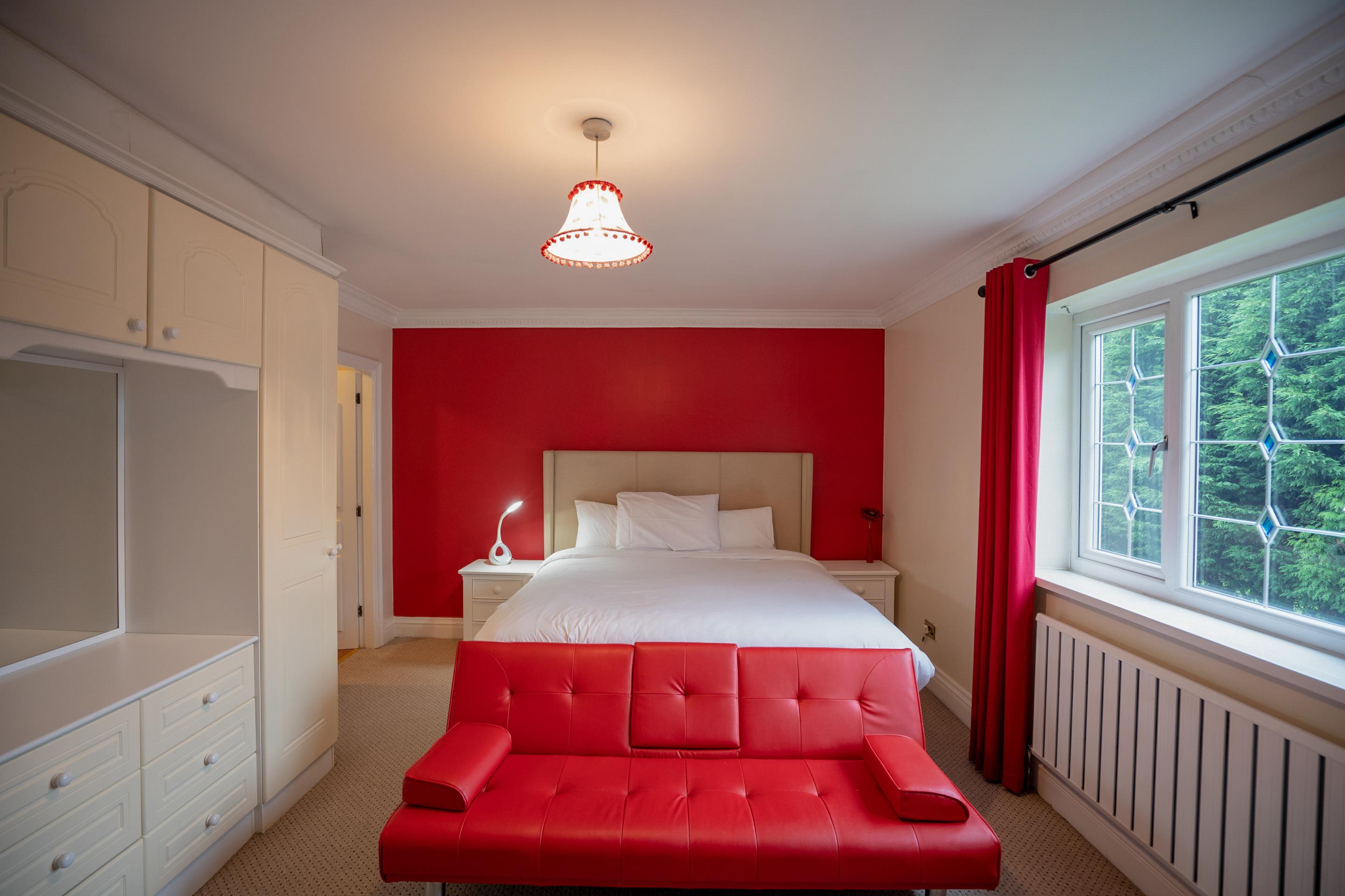 Oyo Oakcroft Guest House Manchester Airport Ringway Exterior photo