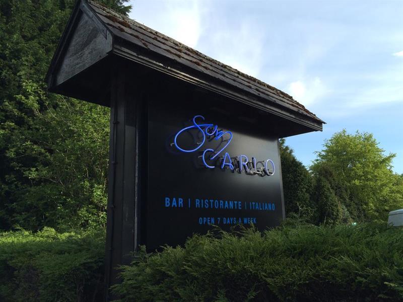 Oyo Oakcroft Guest House Manchester Airport Ringway Exterior photo
